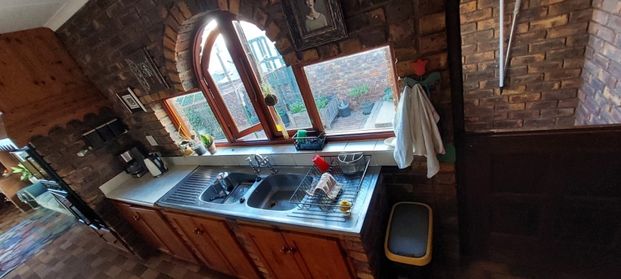 4 Bedroom Property for Sale in Noorsekloof Eastern Cape